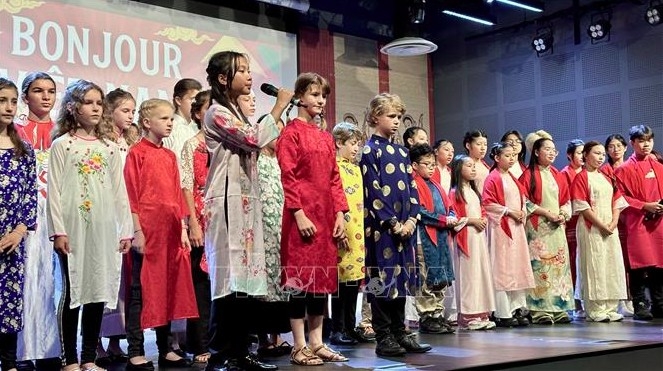 bonjour vietnam 2025 young overseas vietnamese help spread national culture picture 1 bonjour vietnam 2025 young overseas vietnamese help spread national culture picture 1