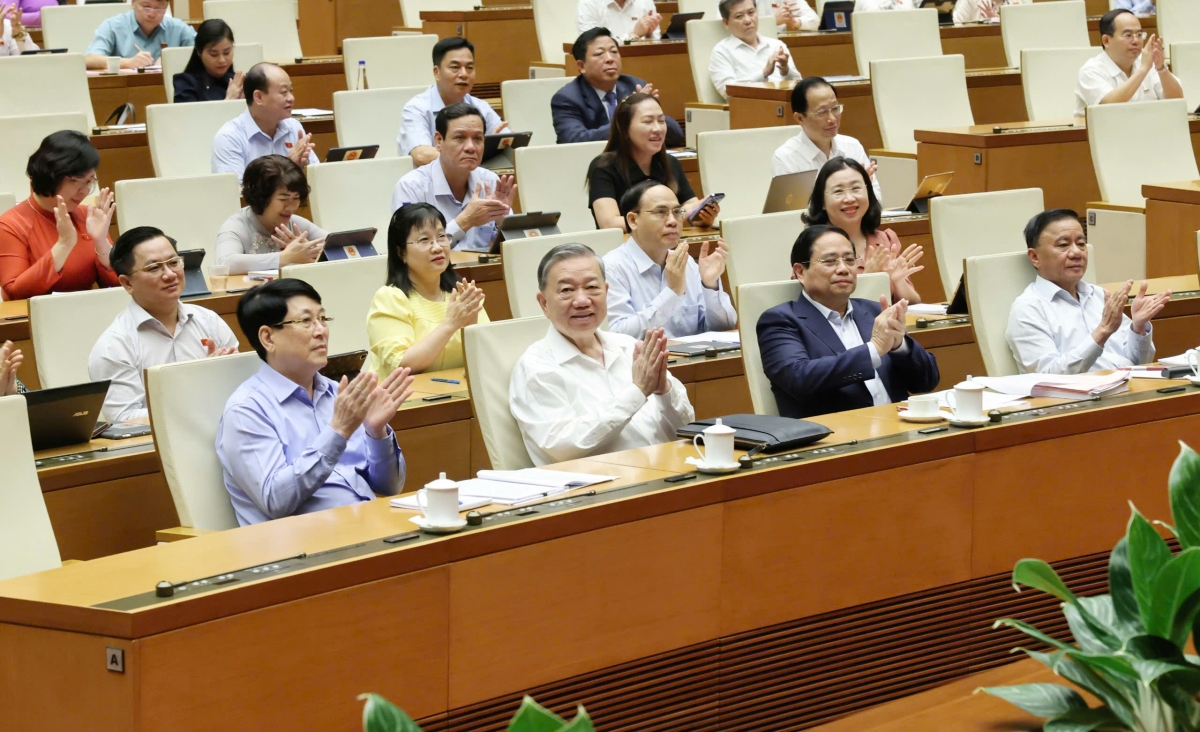 Quốc hội biểu quyết thông qua mức giảm thuế VAT 2% đến hết năm 2026