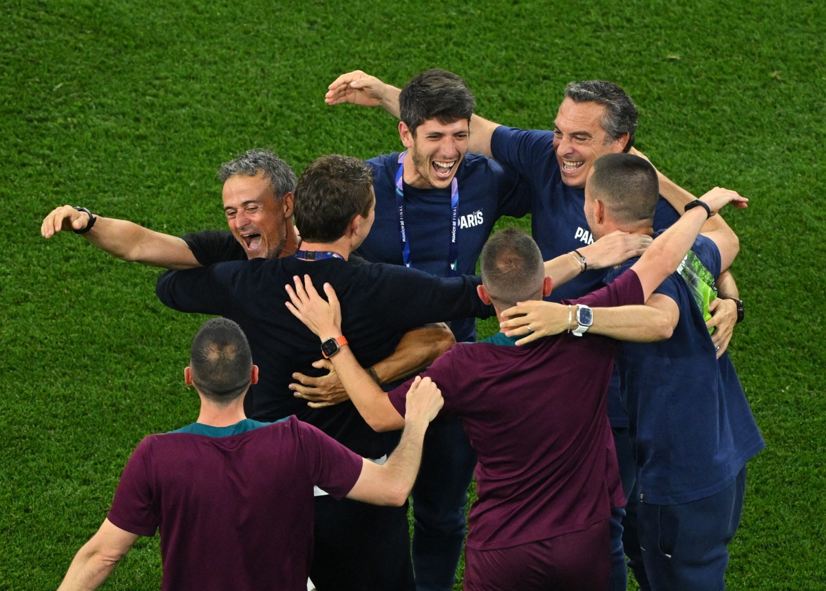 khoảnh khắc psg nâng cao chức vô địch cúp c1 châu Âu 2024 2025 hình ảnh 7 khoanh khac psg nang cao chuc vo dich cup c1 chau Au 2024 2025 hinh anh 7