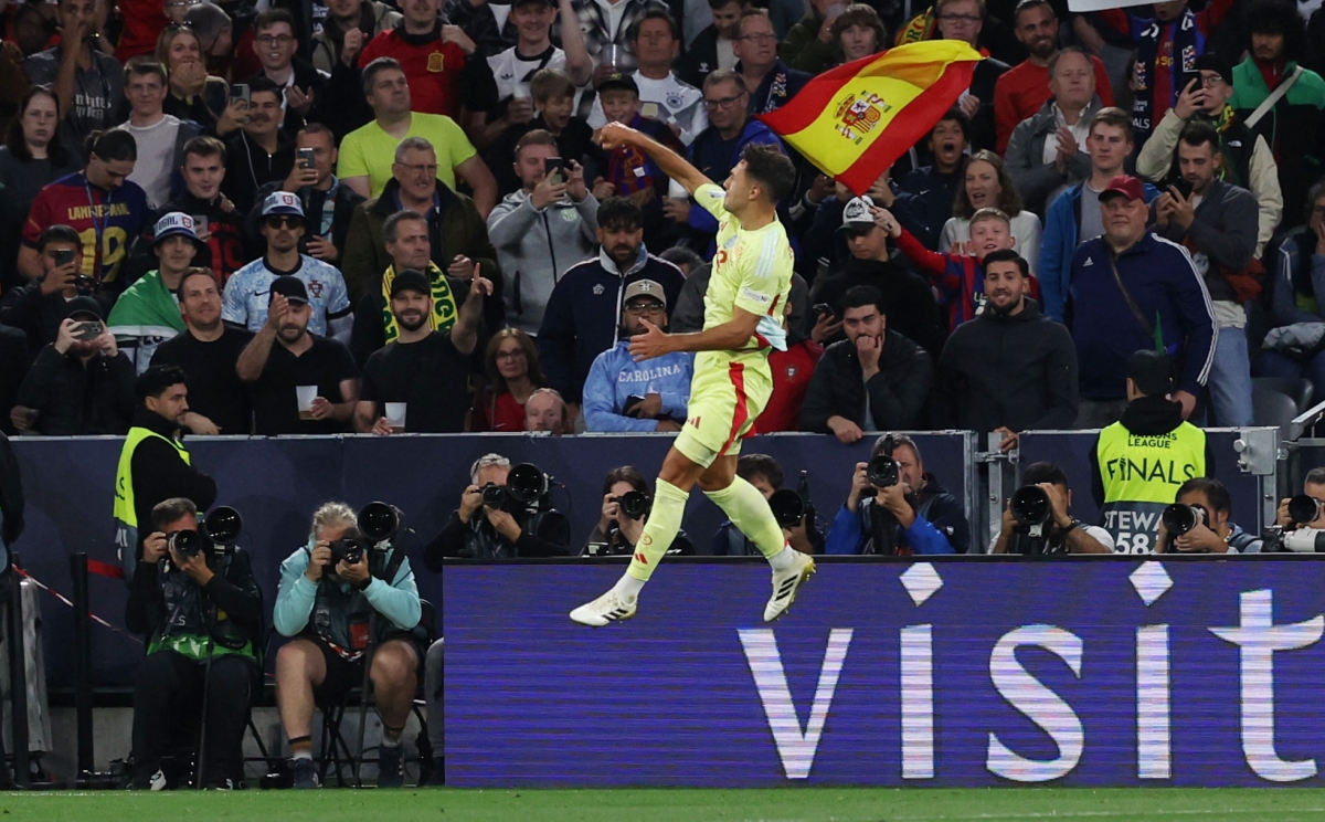 ronaldo ghi bàn, bồ Đào nha vô địch uefa nations league 2024 2025 hình ảnh 32 ronaldo ghi ban, bo Dao nha vo dich uefa nations league 2024 2025 hinh anh 32