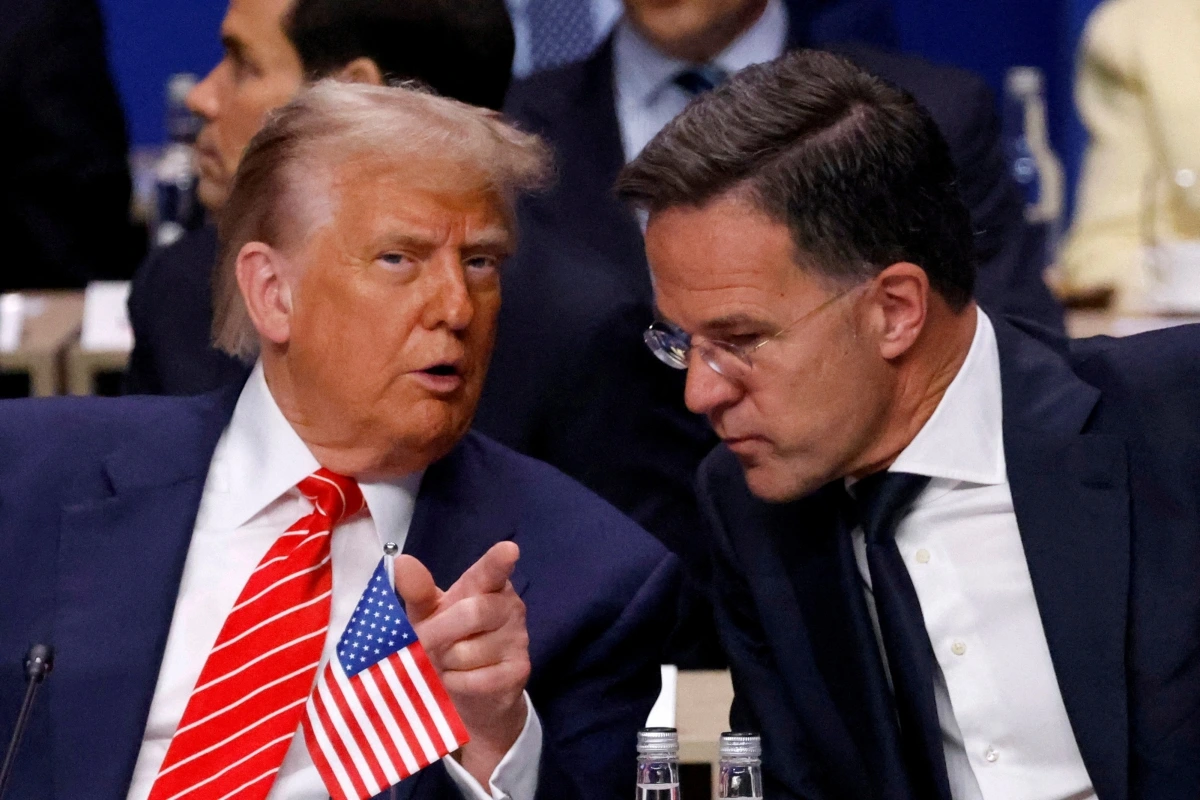Tổng thống Trump đang đẩy “quả bóng” Ukraine sang cho châu Âu