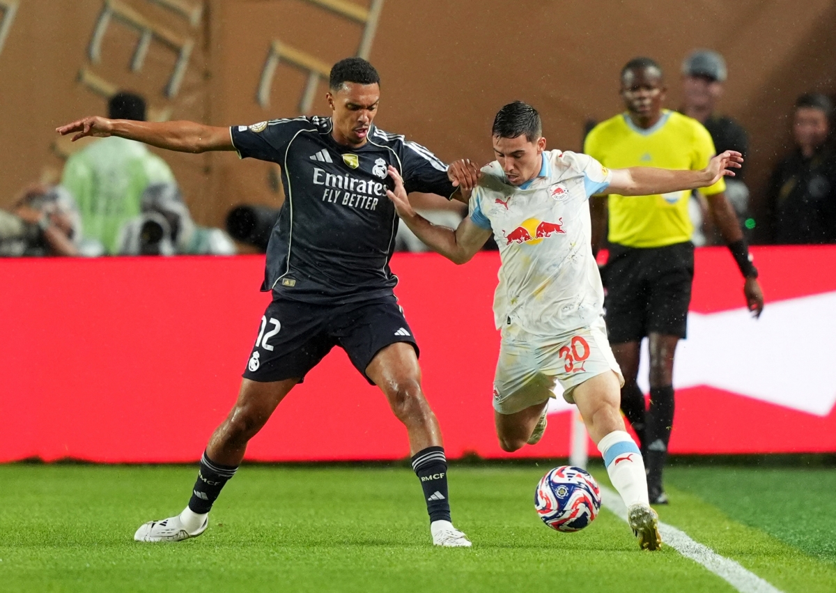 Trực tiếp Salzburg vs Real Madrid: Khó cản Kền kền trắng