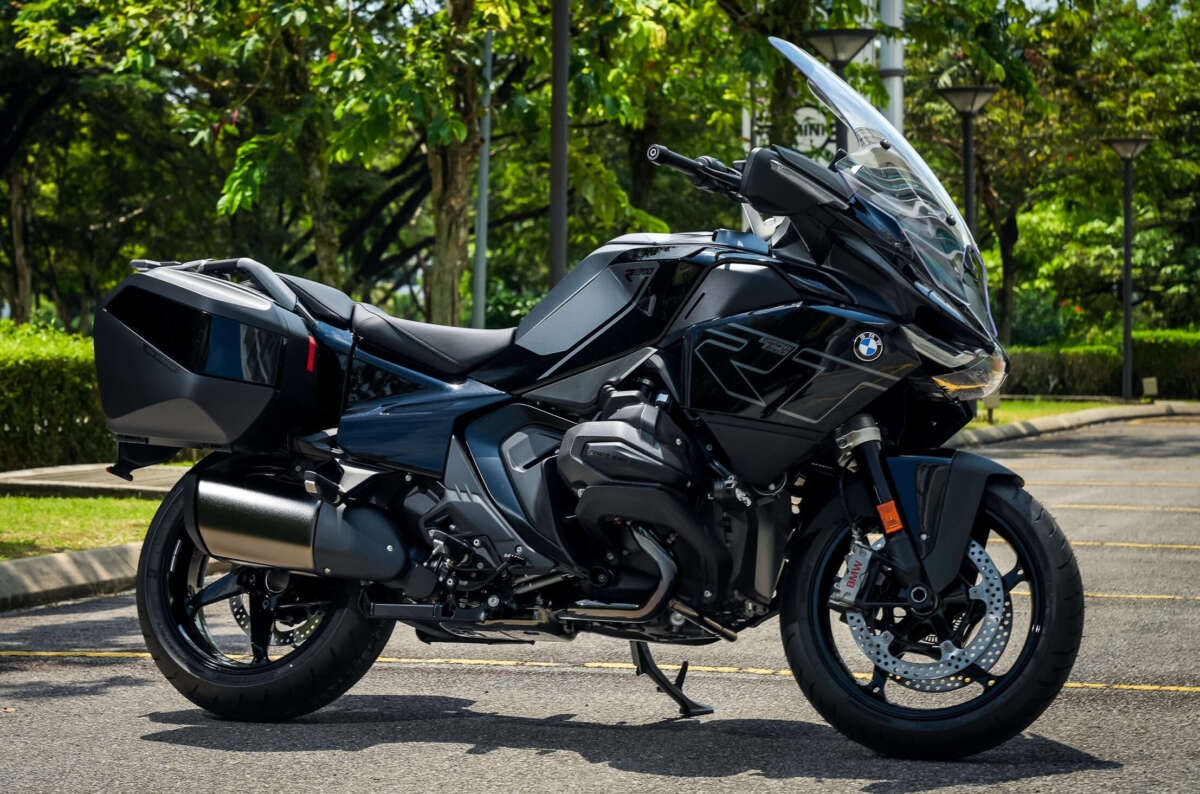 BMW Motorrad R 1300 RT 2025 chính thức ra mắt tại Malaysia