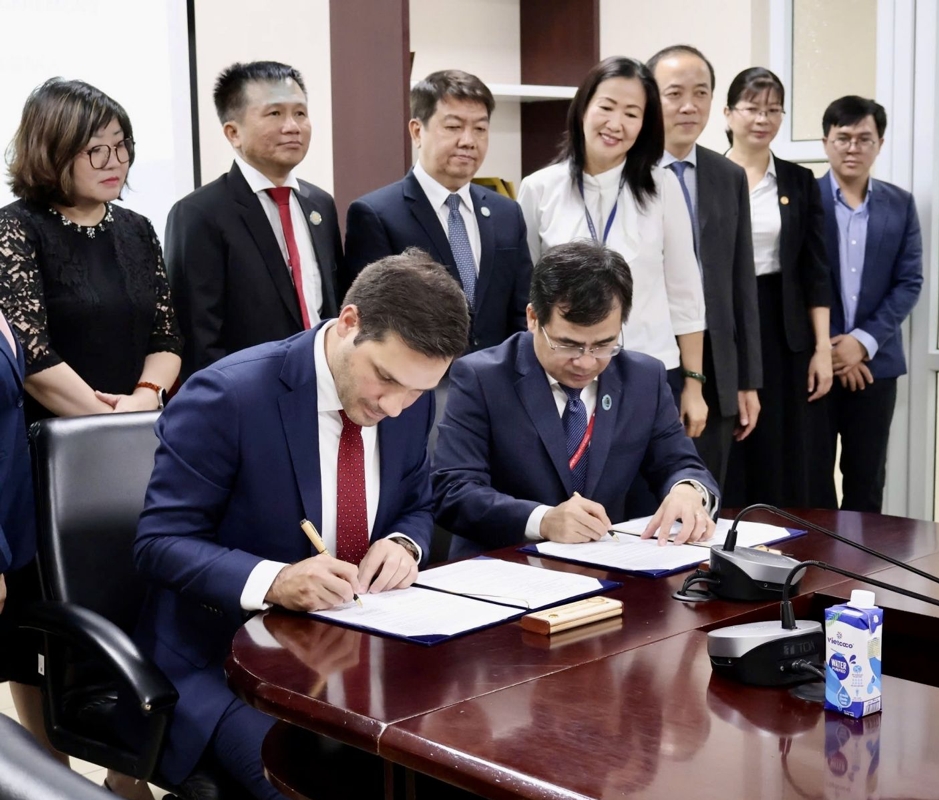 lễ ký kết biên bản ghi nhớ giữa Đại học y dược tp.hcm và novo nordisk việt nam hình ảnh 2 le ky ket bien ban ghi nho giua Dai hoc y duoc tp.hcm va novo nordisk viet nam hinh anh 2