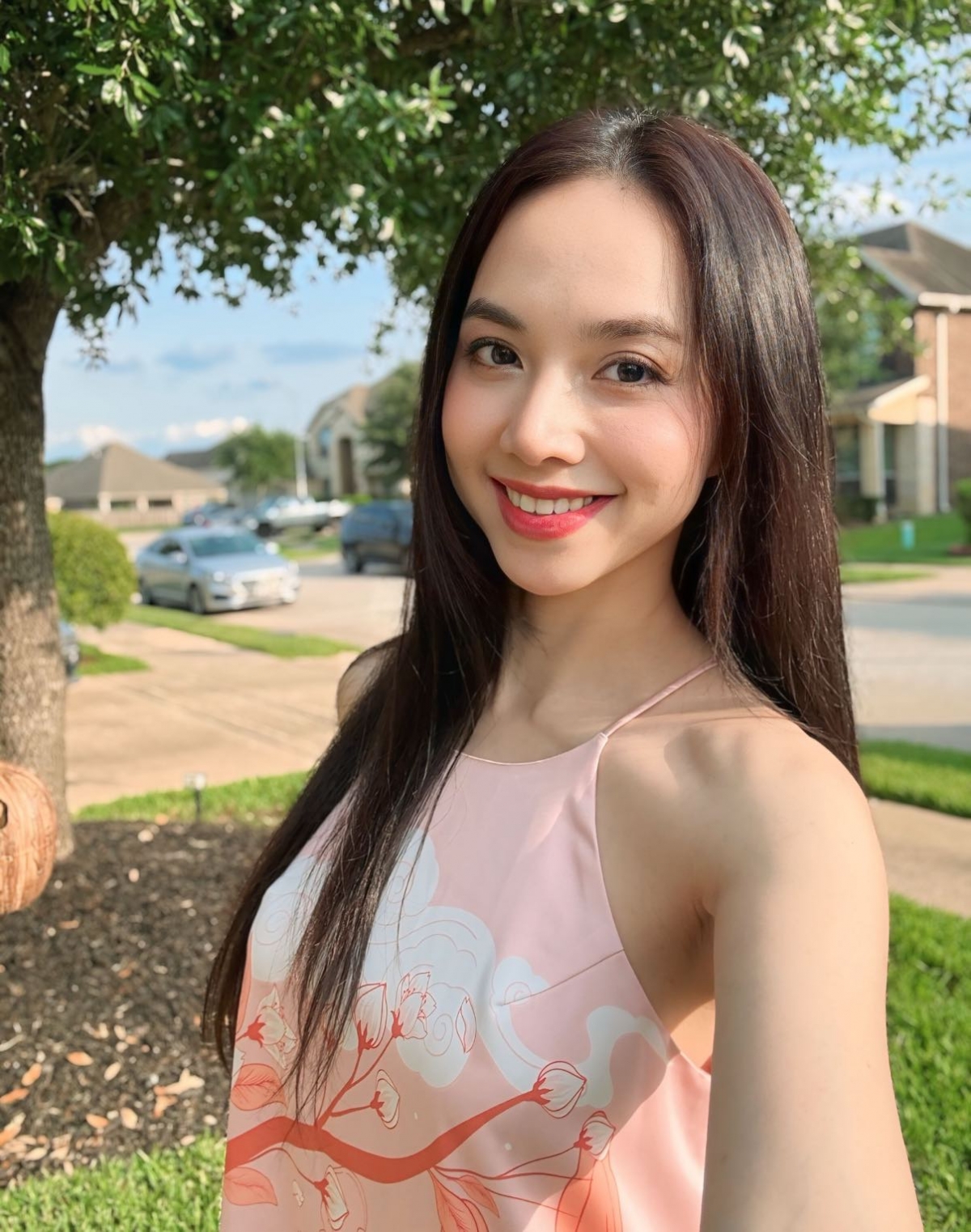 sao việt 4 6 phương oanh lên đồ sành điệu đưa hai con đi chơi hình ảnh 5 sao viet 4 6 phuong oanh len do sanh dieu dua hai con di choi hinh anh 5