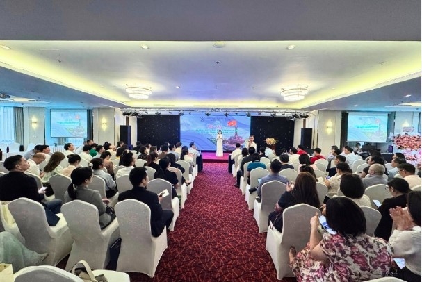 hanoi launches new tourism products in push for year-end travel surge picture 1 hanoi launches new tourism products in push for year-end travel surge picture 1