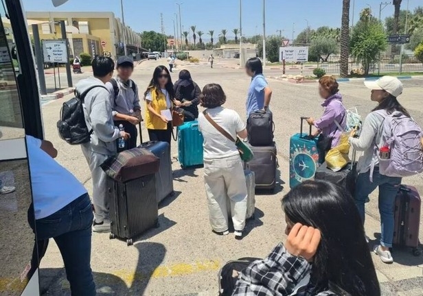 nhật bản và hàn quốc sơ tán an toàn nhiều công dân ra khỏi iran và israel hình ảnh 1 nhat ban va han quoc so tan an toan nhieu cong dan ra khoi iran va israel hinh anh 1