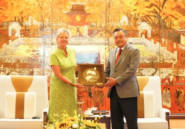 hanoi, world bank strengthen global partnership on infrastructure development picture 1 hanoi, world bank strengthen global partnership on infrastructure development picture 1