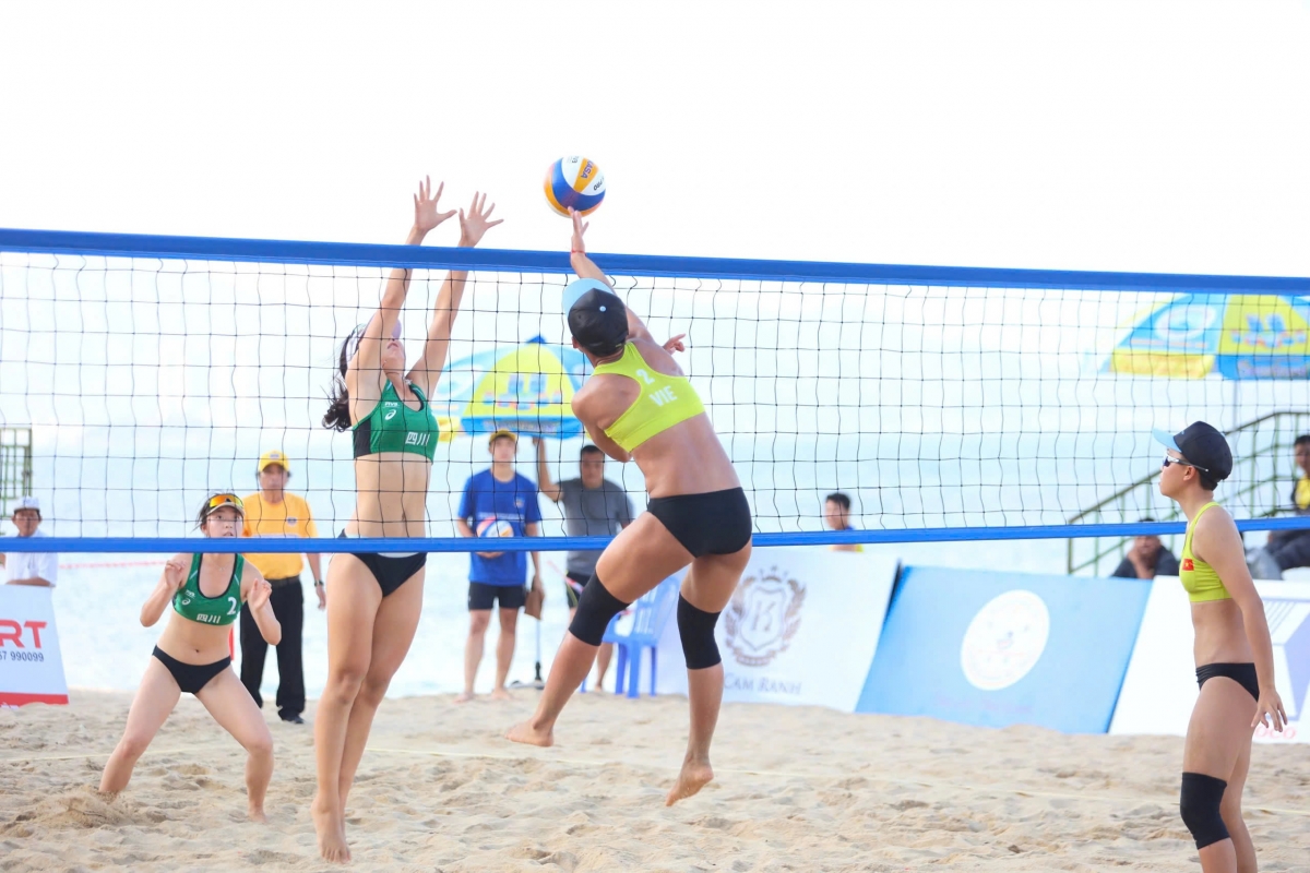 international beach volleyball tournament begins in nha trang picture 1 international beach volleyball tournament begins in nha trang picture 1