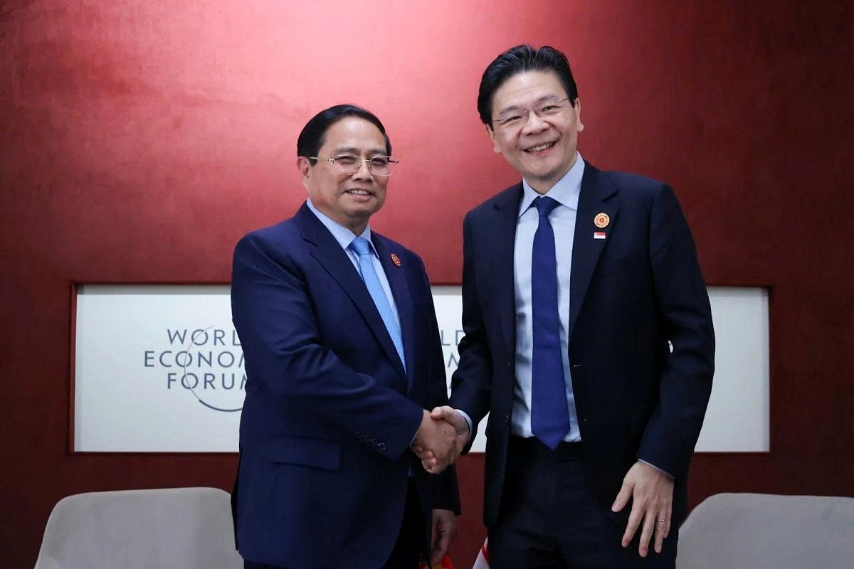 vietnam and singapore forge ahead with strategic partnership at wef meeting picture 1 vietnam and singapore forge ahead with strategic partnership at wef meeting picture 1