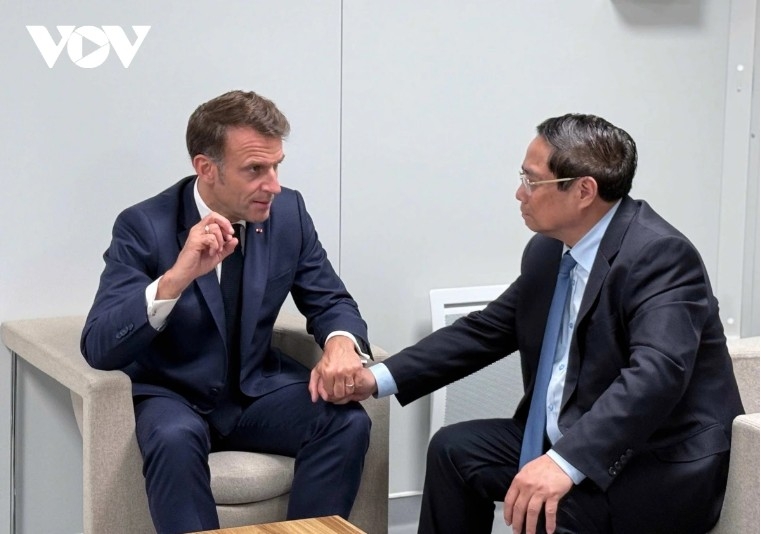 pm chinh meets french president and eu leaders on sidelines of unoc-3 picture 1 pm chinh meets french president and eu leaders on sidelines of unoc-3 picture 1