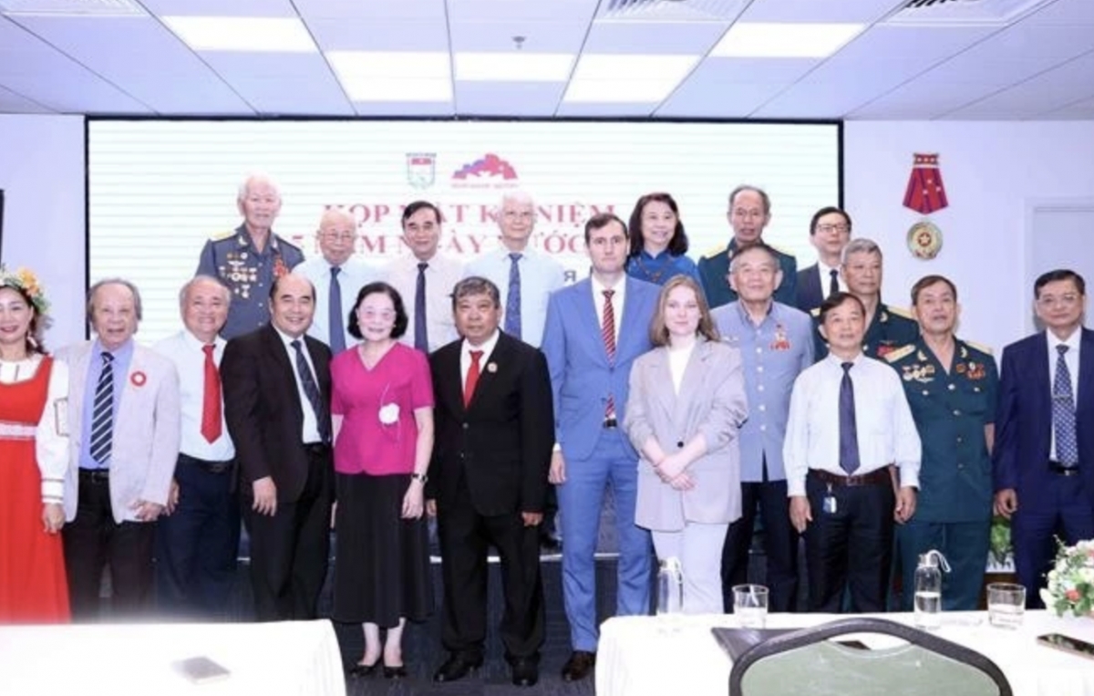 hcm city get-together celebrates russia day picture 1 hcm city get-together celebrates russia day picture 1