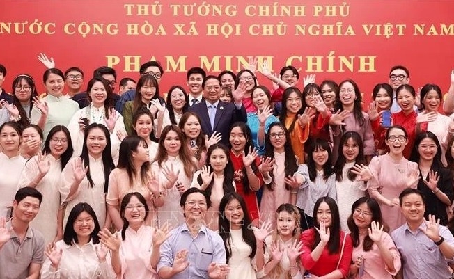 pm meets vietnamese community in china picture 1 pm meets vietnamese community in china picture 1