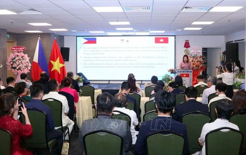 hcm city gathering marks vietnam-philippine strategic partnership picture 1 hcm city gathering marks vietnam-philippine strategic partnership picture 1