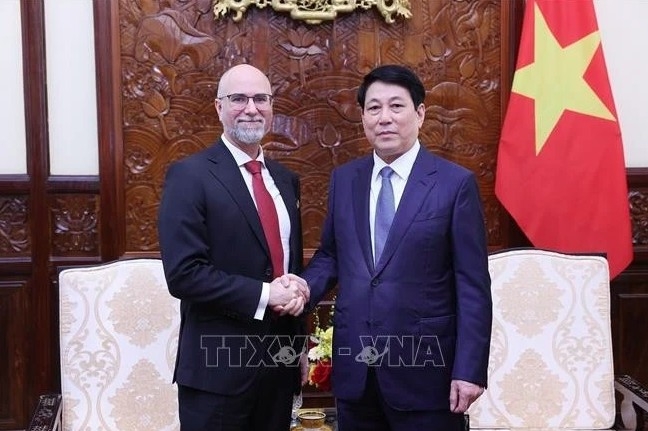 State President receives outgoing Canadian, Iranian ambassadors
