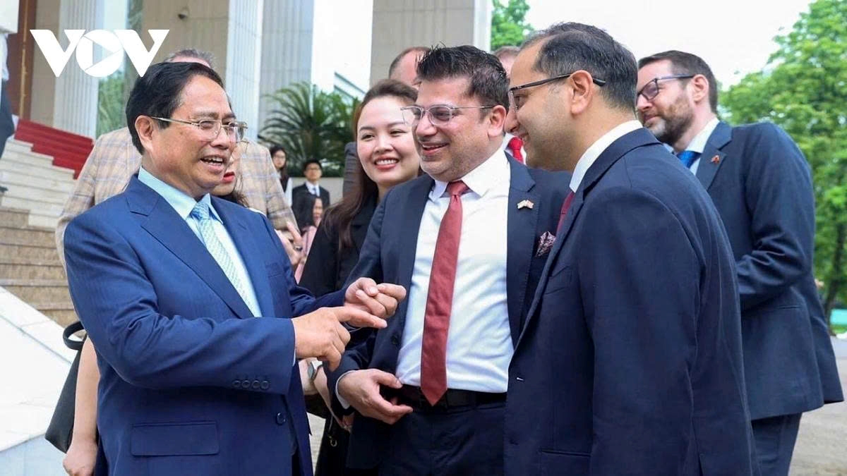 vietnam and uk poised for greater economic partnership, eyeing us 10 billion trade picture 2 vietnam and uk poised for greater economic partnership, eyeing us 10 billion trade picture 2