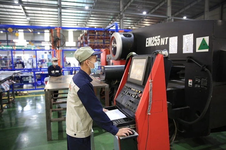vietnam accompanies supporting industries in digital transformation picture 1