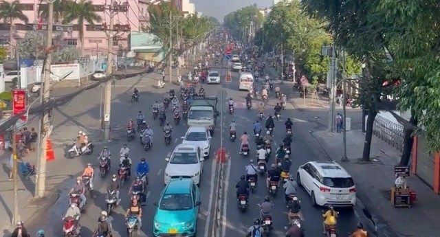 va chạm xe rác ở gò vấp, một người tử vong hình ảnh 2 va cham xe rac o go vap, mot nguoi tu vong hinh anh 2