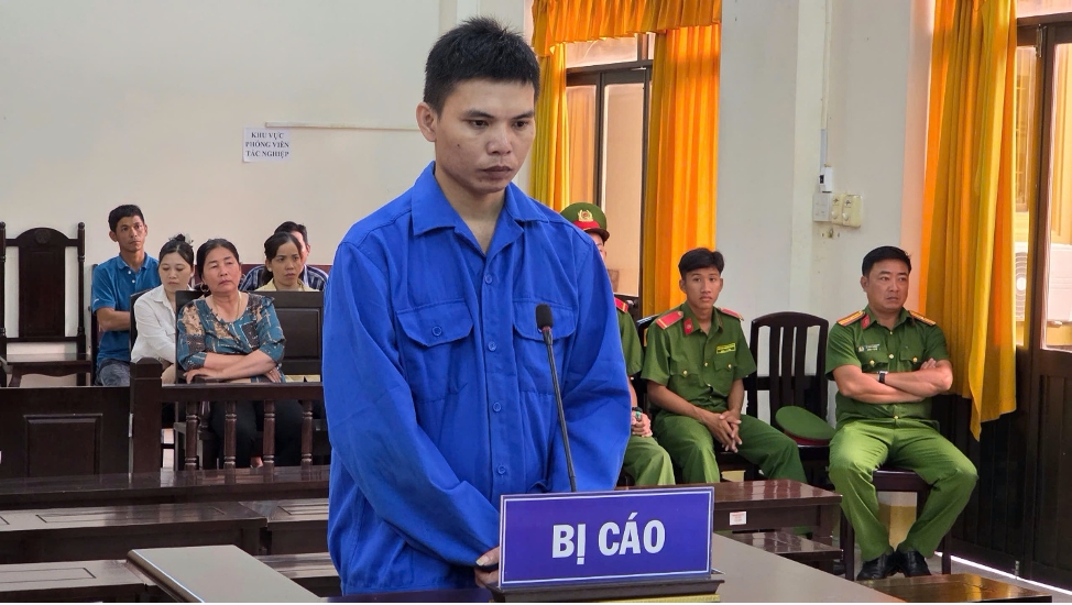 Dùng thủ đoạn mê tín giải bùa để lừa đảo, chiếm đoạt tiền tỷ