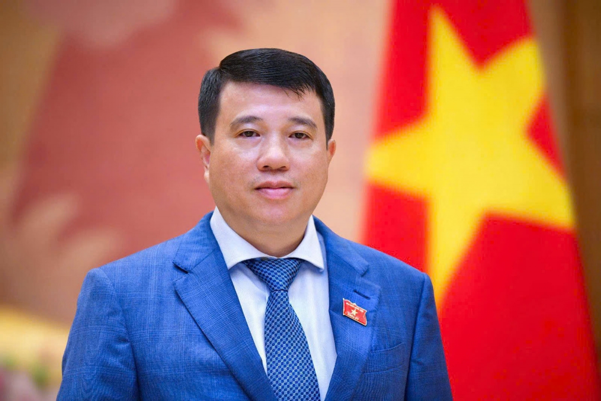 Chân dung Bí thư Tỉnh uỷ Lâm Đồng Y Thanh Hà Niê Kđăm