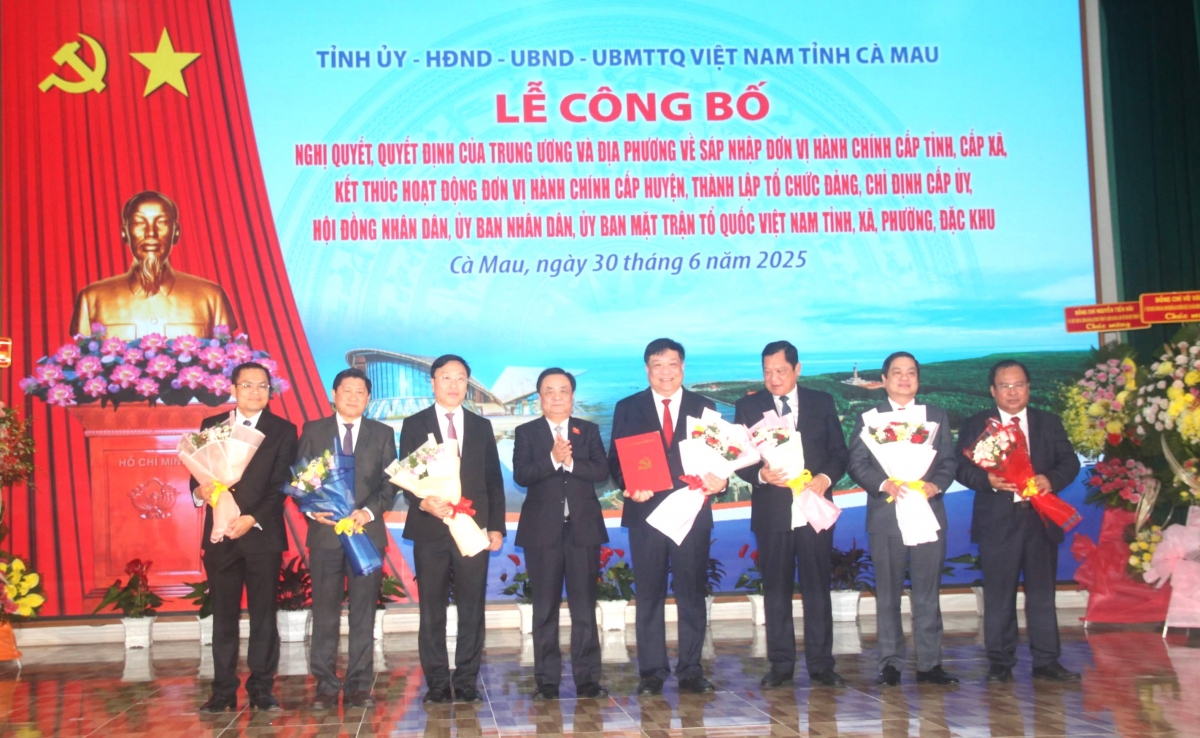 Ban Thường vụ Tỉnh uỷ Cà Mau nhiệm kỳ 2020 - 2025 gồm 20 đồng chí