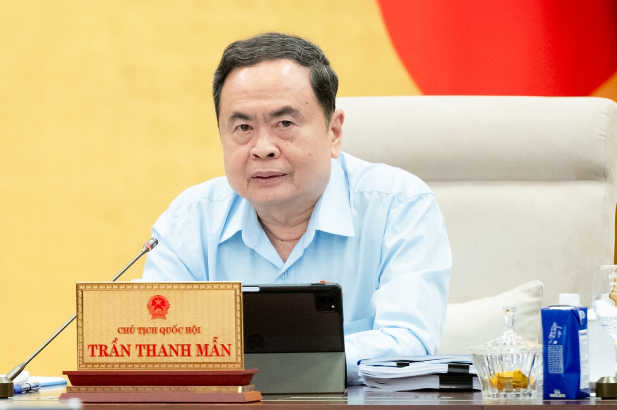 Dong tinh quy dinh ve toa an chuyen biet thuoc trung tam tai chinh quoc te hinh anh 3