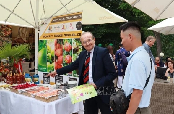 vietnam promotes tourism in czech republic picture 1 vietnam promotes tourism in czech republic picture 1
