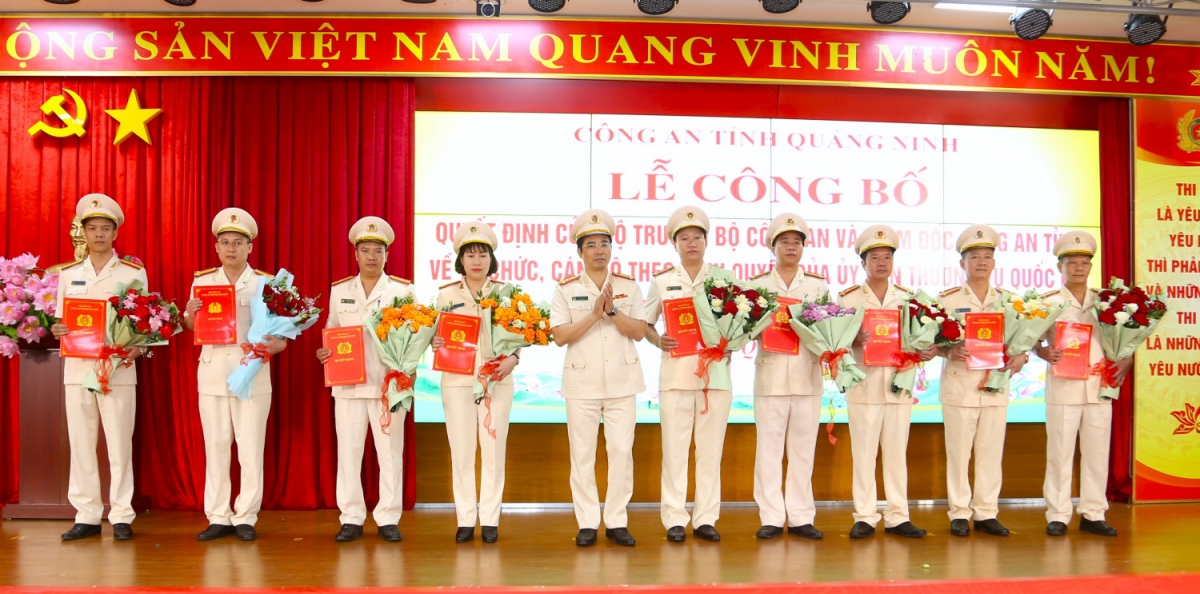 Công an tỉnh Quảng Ninh công bố quyết định về công tác cán bộ