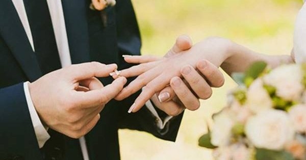 Gái mất chồng, trai ly dị vợ, chúng tôi khó đến với nhau vì cả hai có con riêng