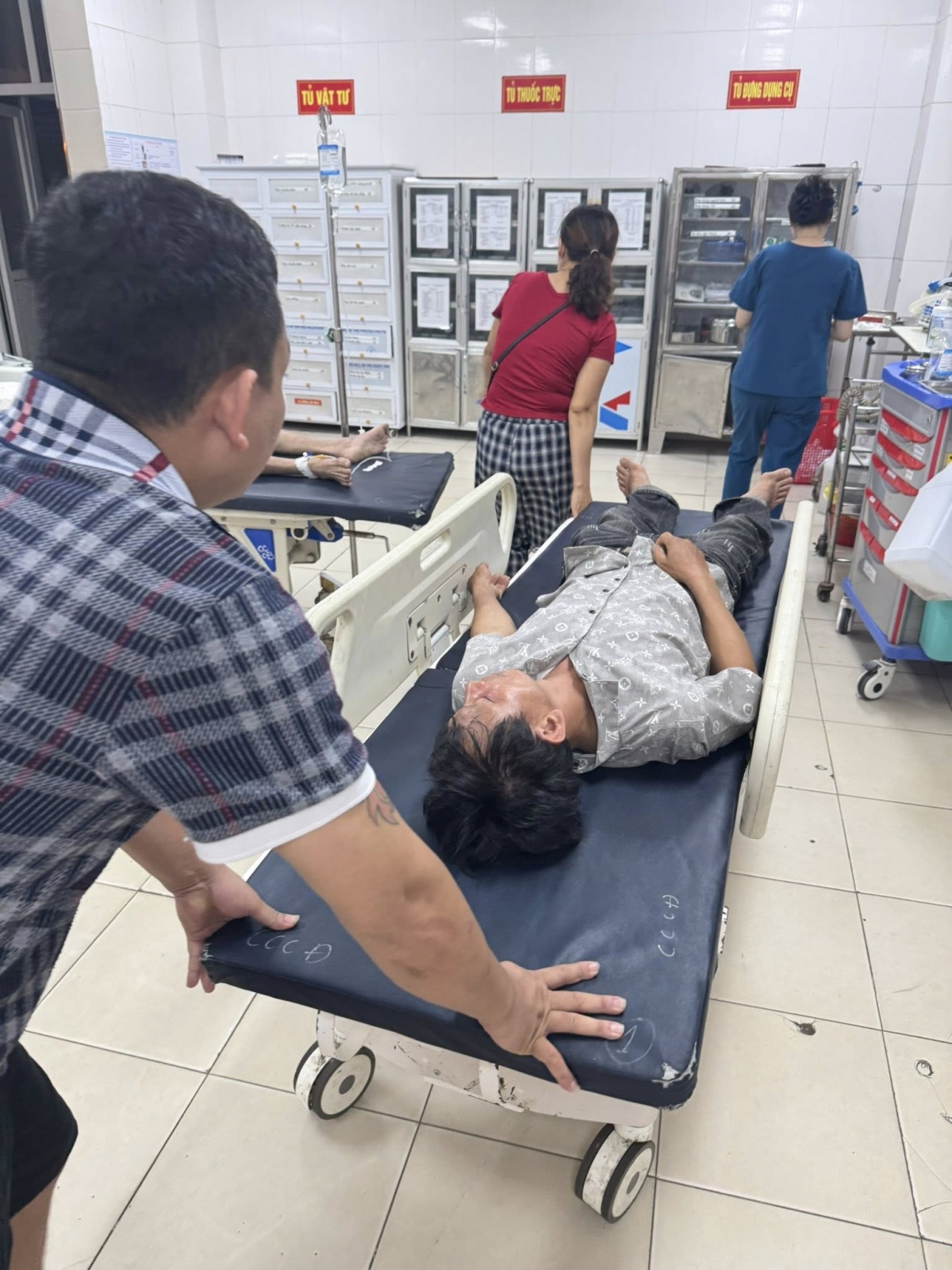 một người đàn ông ở hà tĩnh bị hành hung ngay tại nhà riêng hình ảnh 1 mot nguoi dan ong o ha tinh bi hanh hung ngay tai nha rieng hinh anh 1