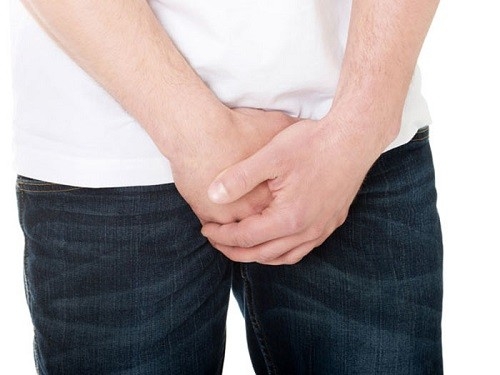 Tinh hoàn sưng bất thường nhưng không đau có đáng lo?