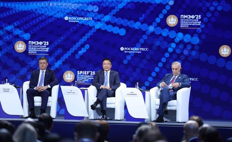 vietnam advocates tech-led growth and global governance reform at spief 2025 picture 1 vietnam advocates tech-led growth and global governance reform at spief 2025 picture 1