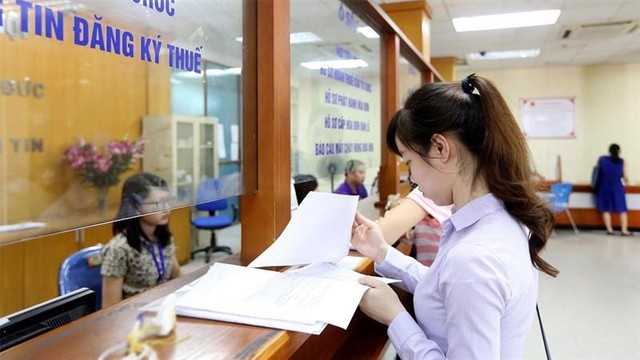 Cơ quan thuế làm việc cả ngày nghỉ để hỗ trợ người nộp thuế khi sắp xếp bộ máy mới