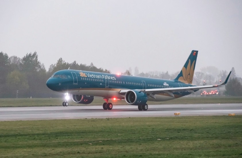 Vietnam Airlines cancels flights due to storm Wutip