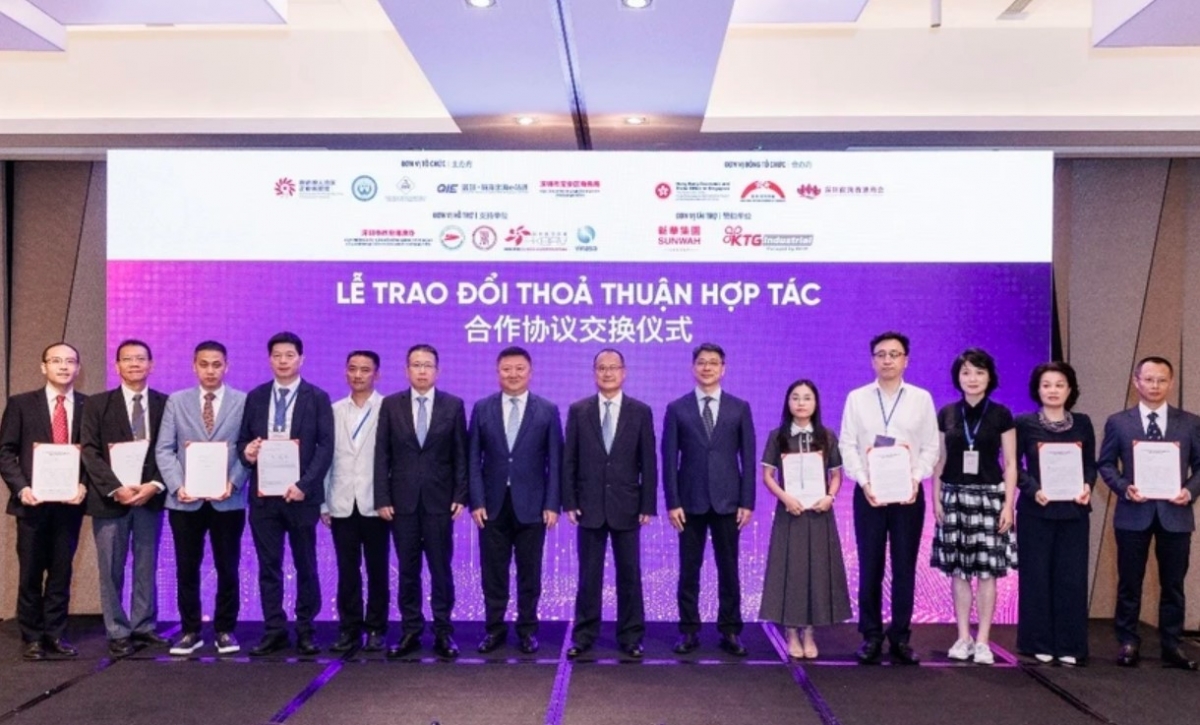 trade forum fosters bilateral cooperation between vietnam and china picture 1