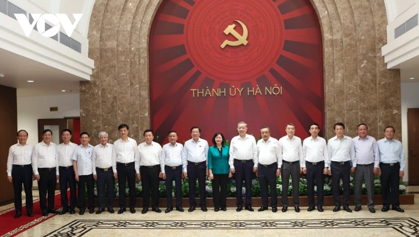 party chief urges hanoi to unleash potential, lead national development picture 3 party chief urges hanoi to unleash potential, lead national development picture 3