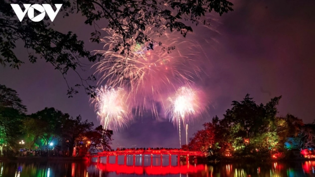 hanoi to let off fireworks at five venues for national day celebrations picture 1 hanoi to let off fireworks at five venues for national day celebrations picture 1