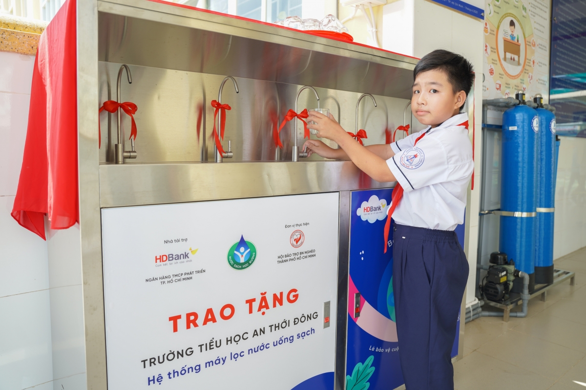5 tháng đầu năm, hdbank tặng 2.000 căn nhà tình thương hình ảnh 3 5 thang dau nam, hdbank tang 2.000 can nha tinh thuong hinh anh 3
