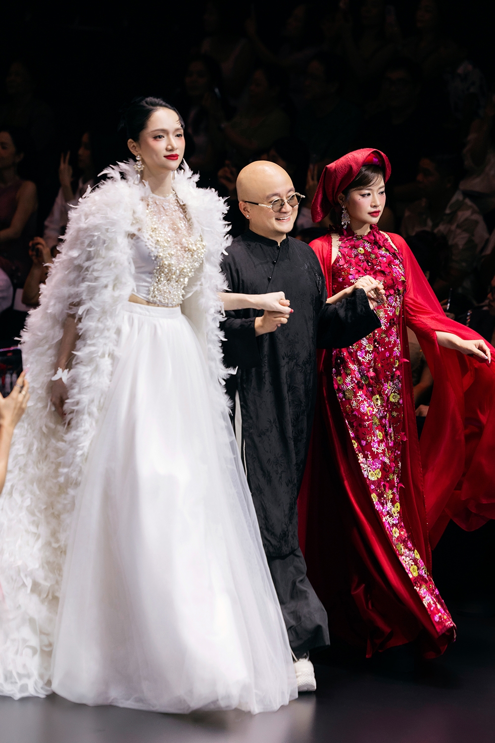 Sao mai Thu Hằng thăng hoa với âm nhạc dân gian trong show Cao Minh Tiến