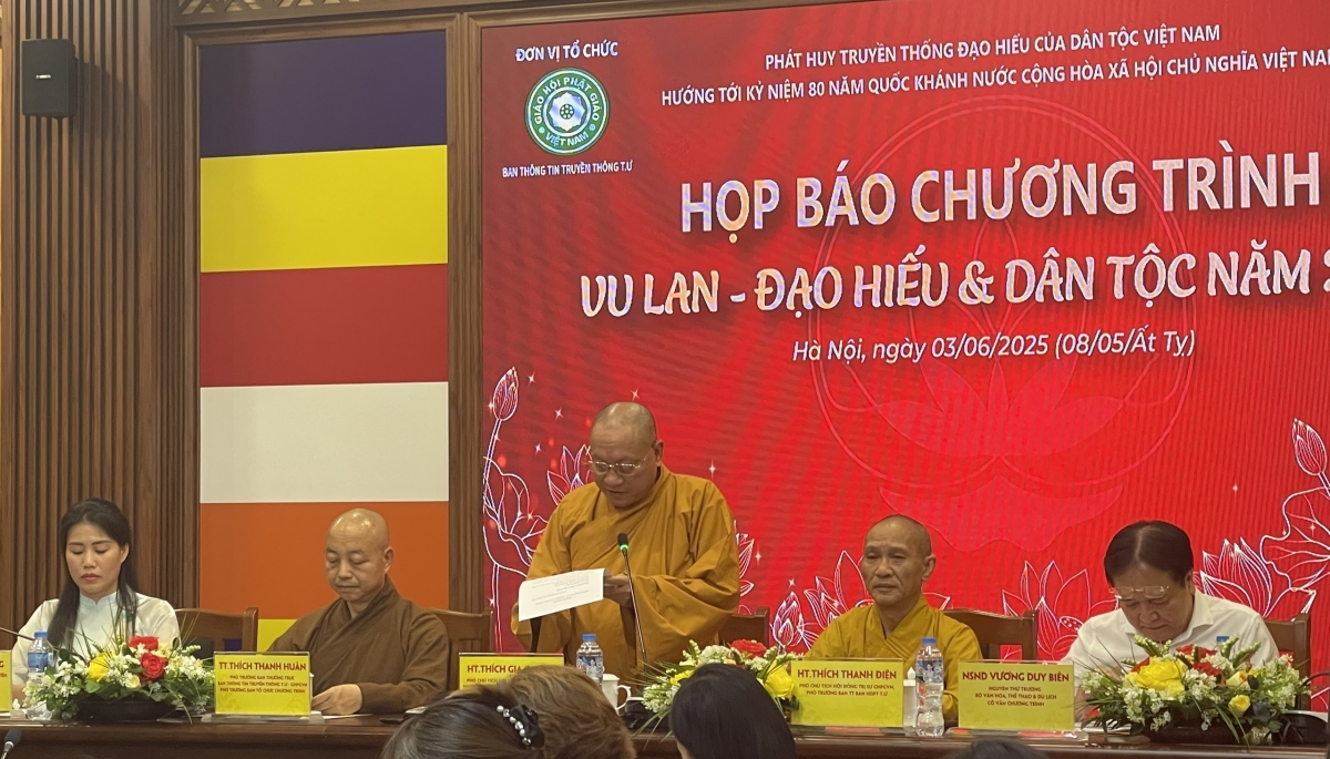 “Vu lan - Đạo hiếu & Dân tộc 2025”: Lan tỏa tinh thần hiếu hạnh, uống nước nhớ nguồn