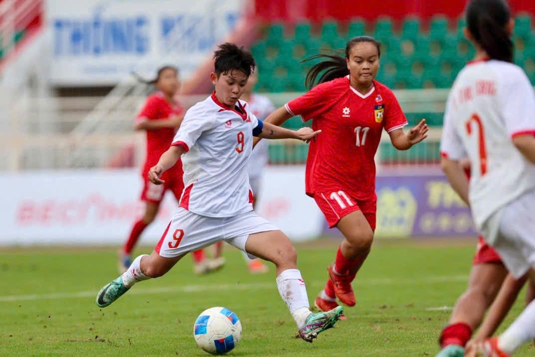 Đại thắng 8-0, đại diện bóng đá việt nam thẳng tiến vào bán kết giải Đông nam Á hình ảnh 1 Dai thang 8-0, dai dien bong da viet nam thang tien vao ban ket giai Dong nam A hinh anh 1