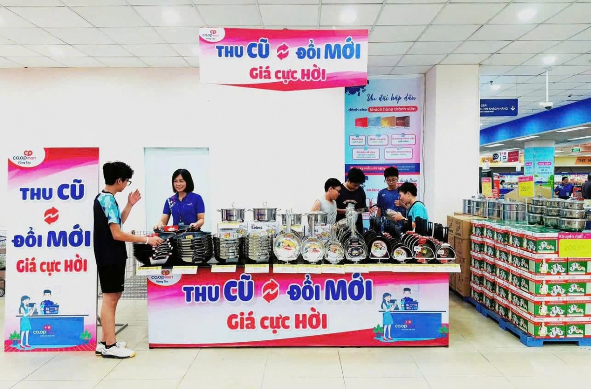 hàng ngàn gia đình việt đến co.opmart trải nghiệm Đại sứ xanh hình ảnh 4 hang ngan gia dinh viet den co.opmart trai nghiem Dai su xanh hinh anh 4