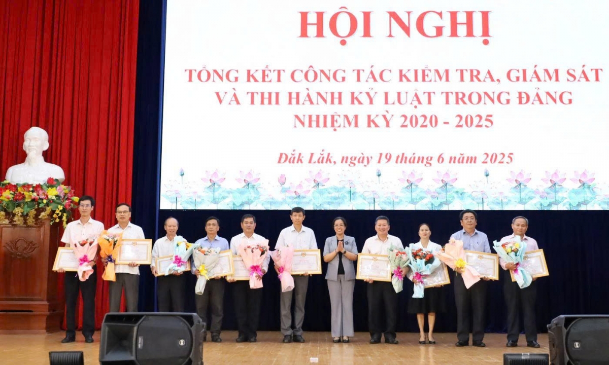 Hơn 1.700 đảng viên, 35 tổ chức đảng tại Đắk Lắk bị kỷ luật