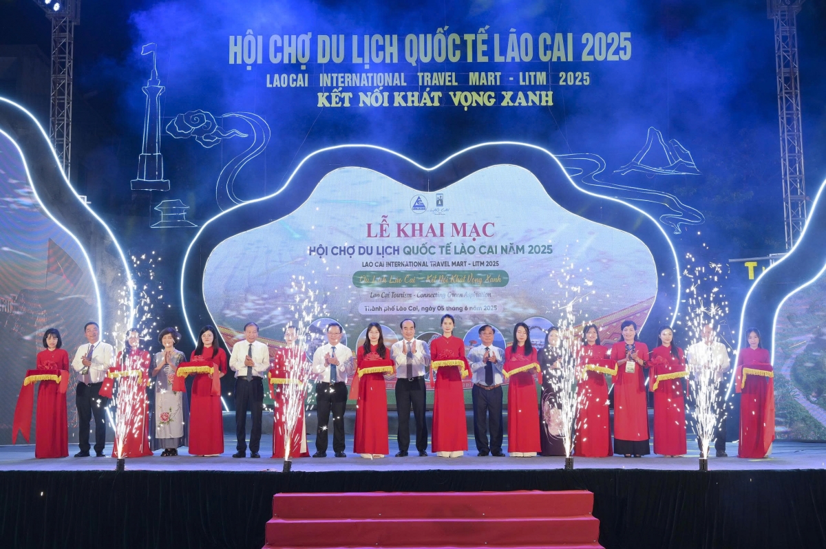 Khai mạc Hội chợ Du lịch Quốc tế Lào Cai 2025