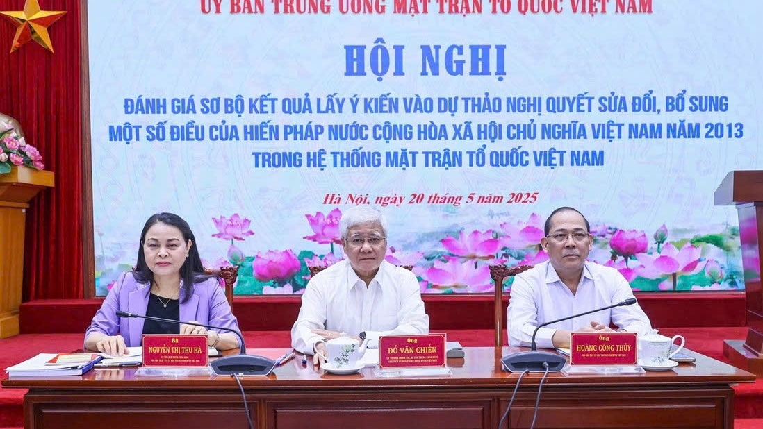 Sửa đổi Hiến pháp: Đề xuất quy định quyền trình dự án luật của tổ chức CT-XH