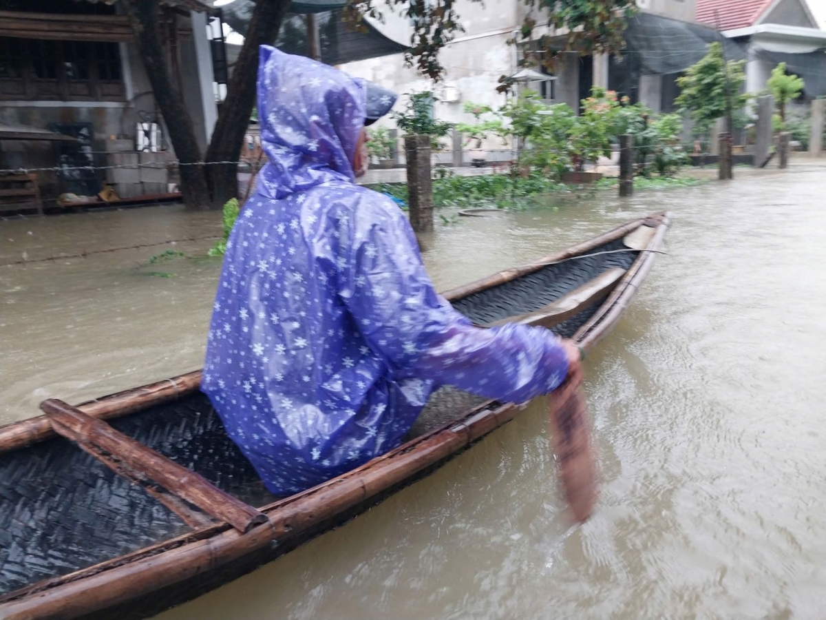 lật thuyền ở huế, 2 người tử vong hình ảnh 1 lat thuyen o hue, 2 nguoi tu vong hinh anh 1