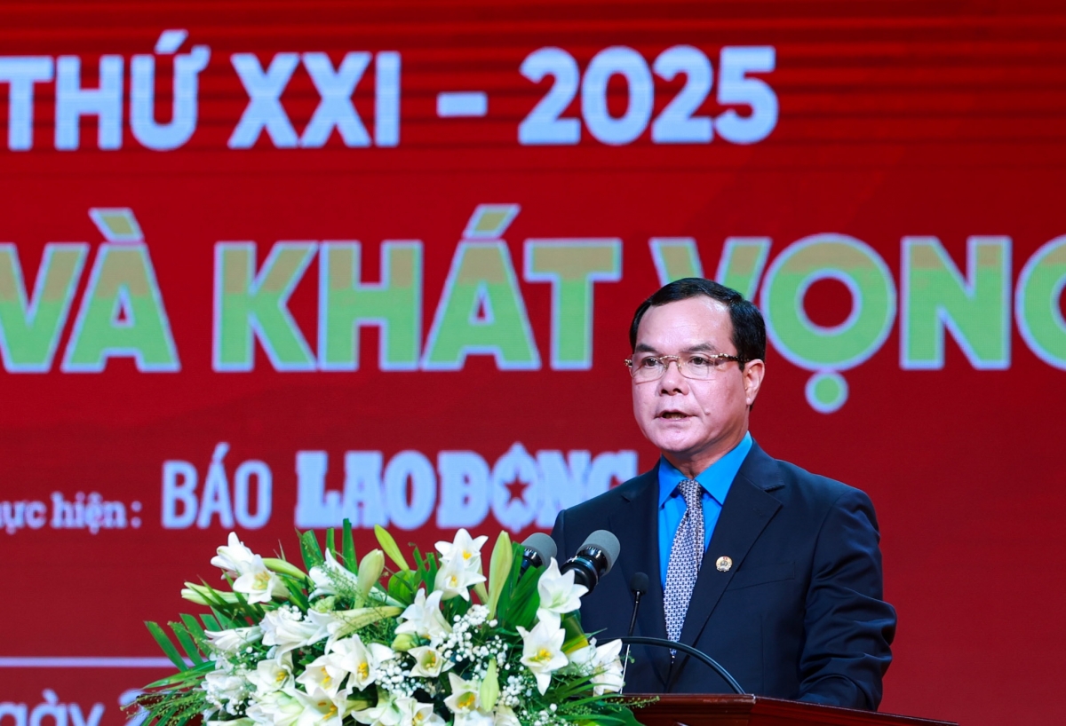 vietnam airlines được vinh danh tại chương trình vinh quang việt nam 2025 hình ảnh 2 vietnam airlines duoc vinh danh tai chuong trinh vinh quang viet nam 2025 hinh anh 2