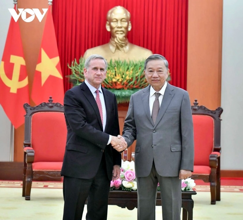 party leader hails qualcomm s successful investment projects in vietnam picture 2 party leader hails qualcomm s successful investment projects in vietnam picture 2