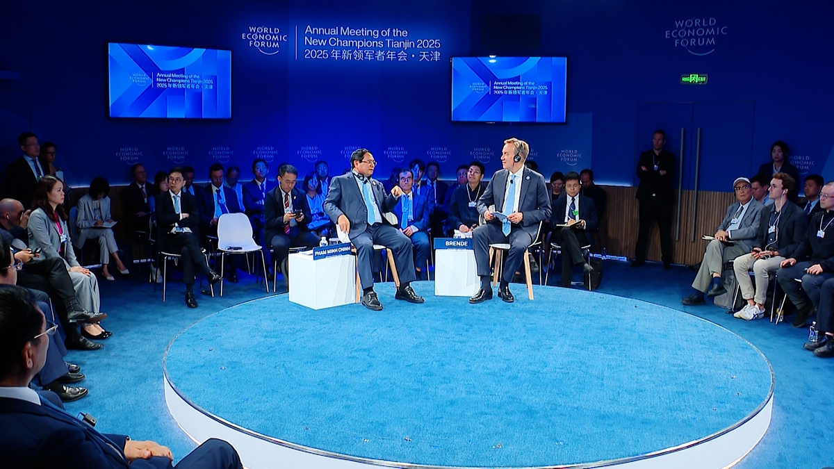 vietnam committed to building sel-reliant economy, embracing global integration picture 2 vietnam committed to building sel-reliant economy, embracing global integration picture 2