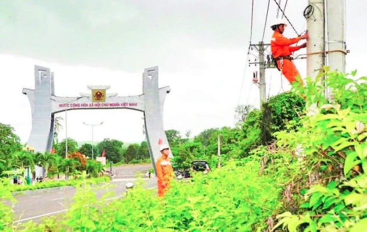 gia lai ensures stable power supply for cambodia s ratanakiri province picture 1 gia lai ensures stable power supply for cambodia s ratanakiri province picture 1